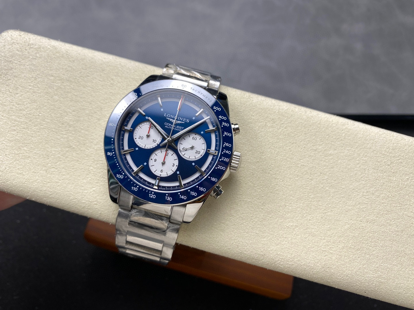 Longines Focus on big factory goods