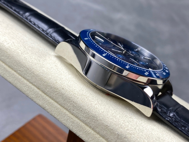 Longines Focus on big factory goods