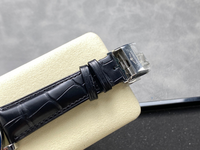 Longines Focus on big factory goods