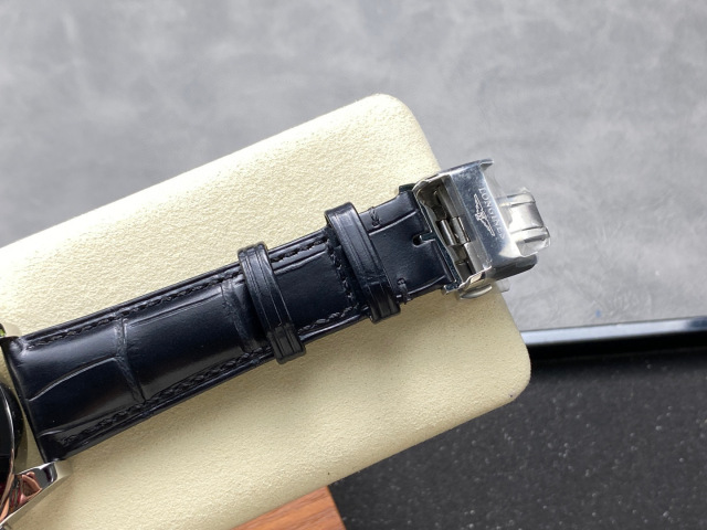 Longines Focus on big factory goods