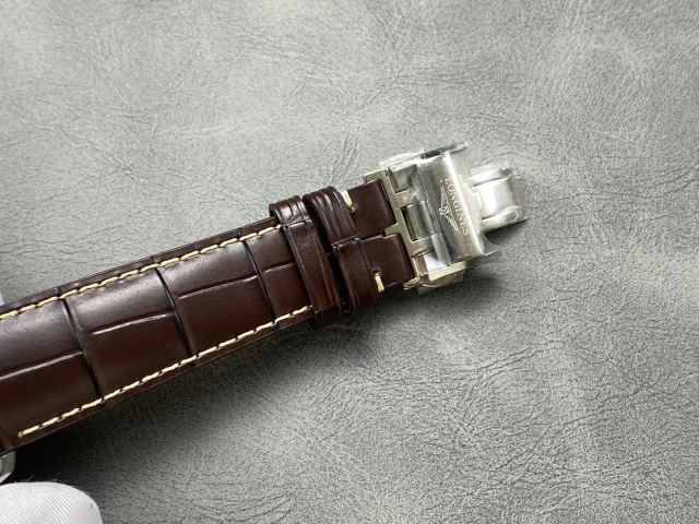 Longines Focus on big factory goods