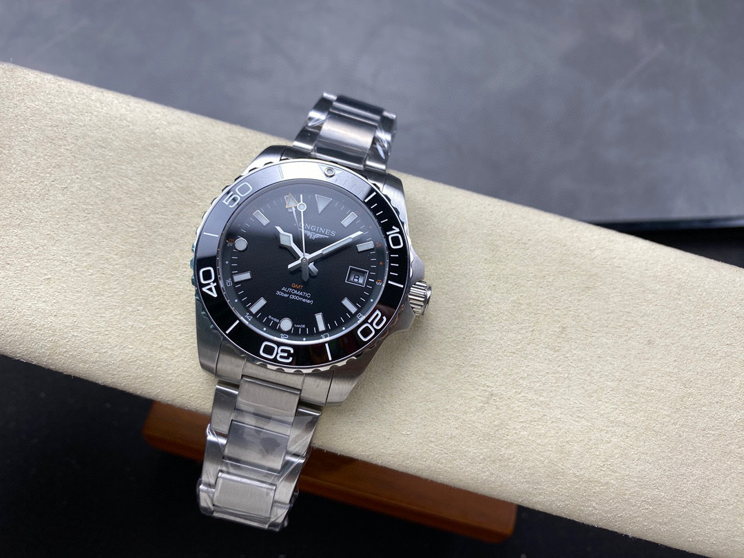Longines Focus on big factory goods