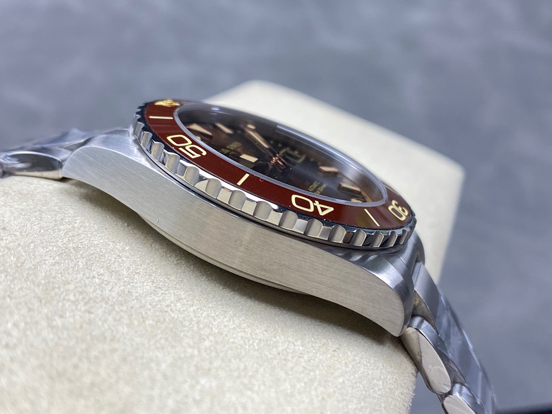 Longines Focus on big factory goods