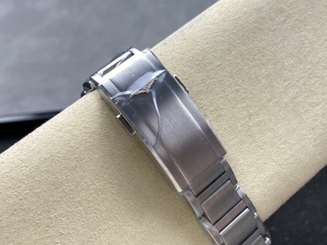 Longines Focus on big factory goods