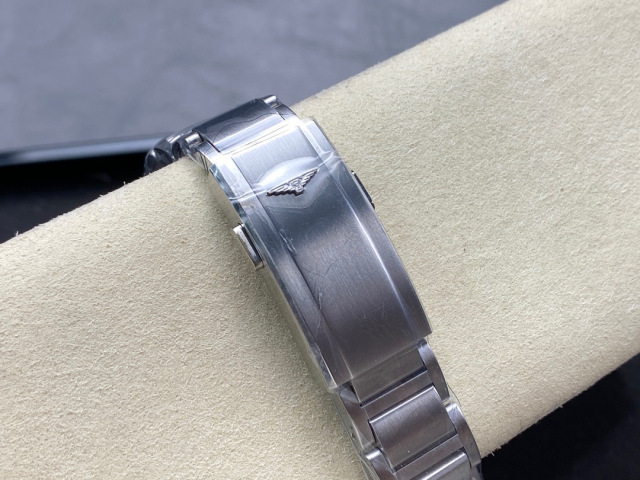Longines Focus on big factory goods