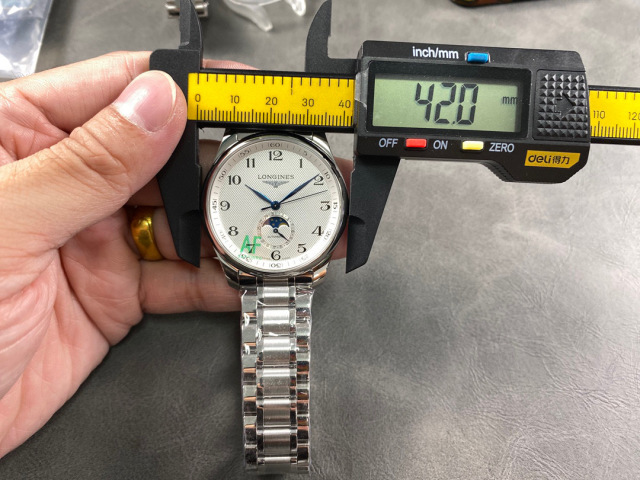 Longines Focus on big factory goods