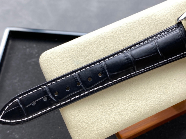 Longines Focus on big factory goods