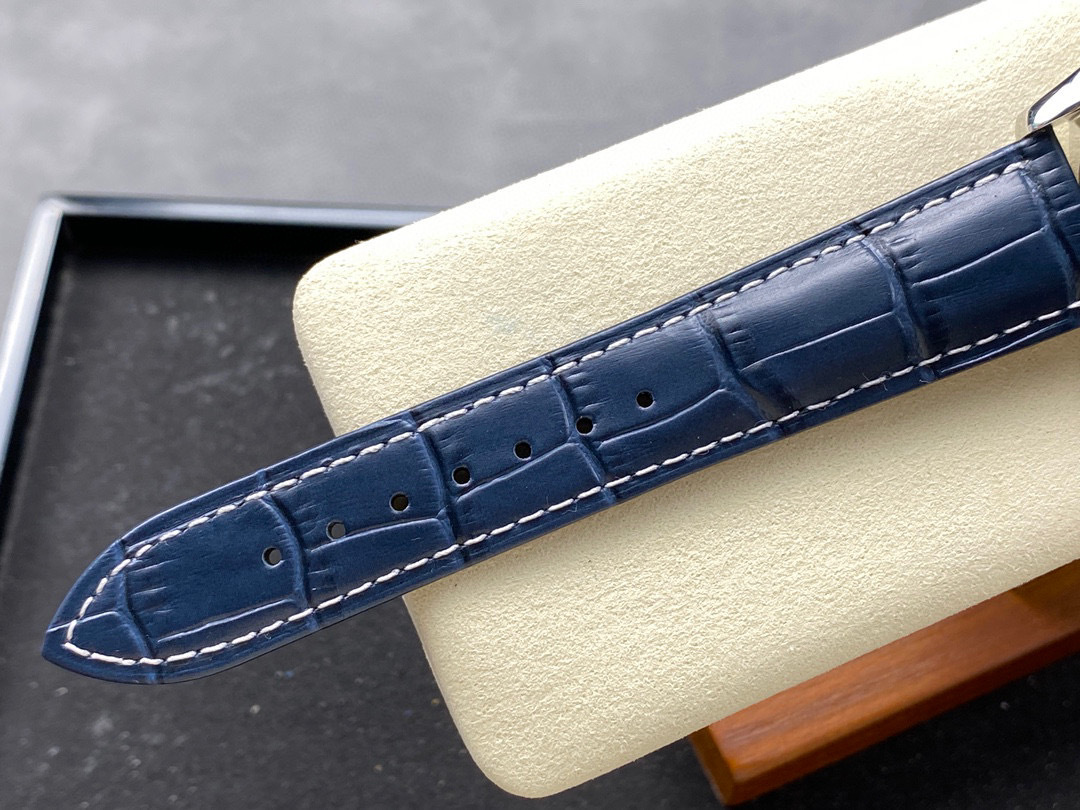 Longines Focus on big factory goods