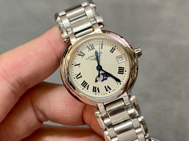 Longines Focus on big factory goods