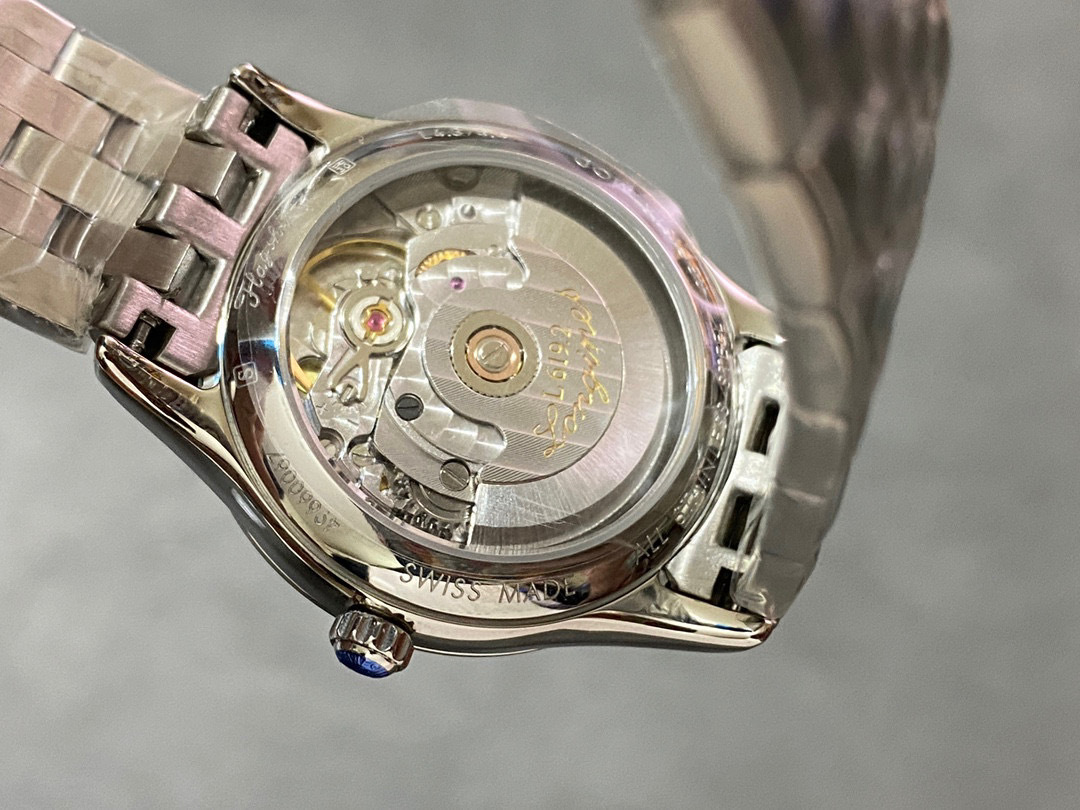 Longines Focus on big factory goods