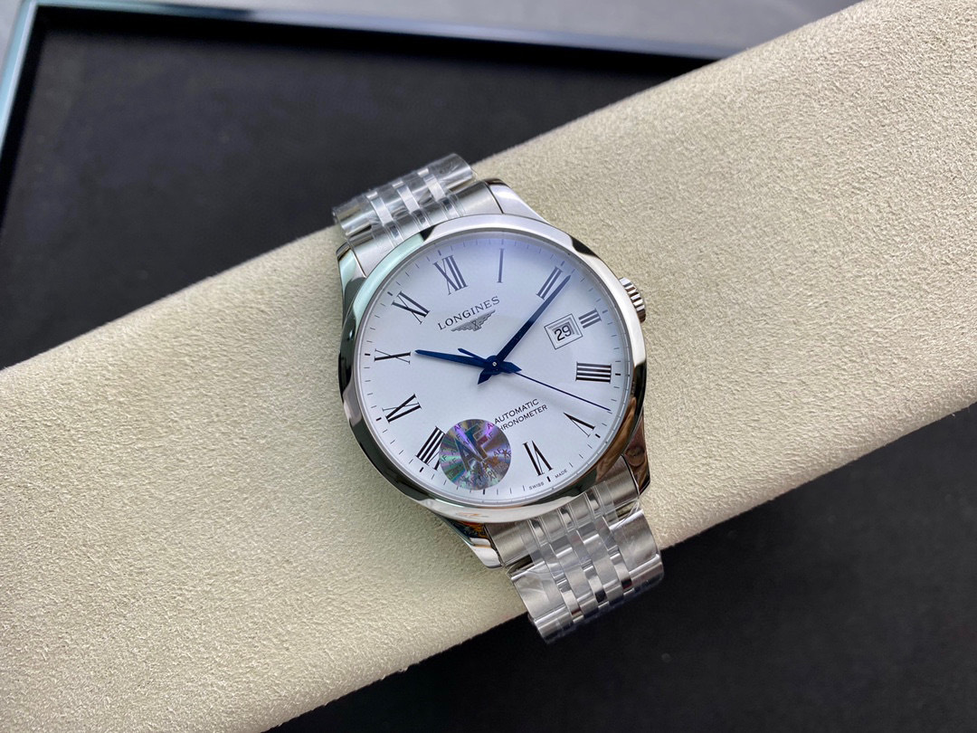 Longines Focus on big factory goods