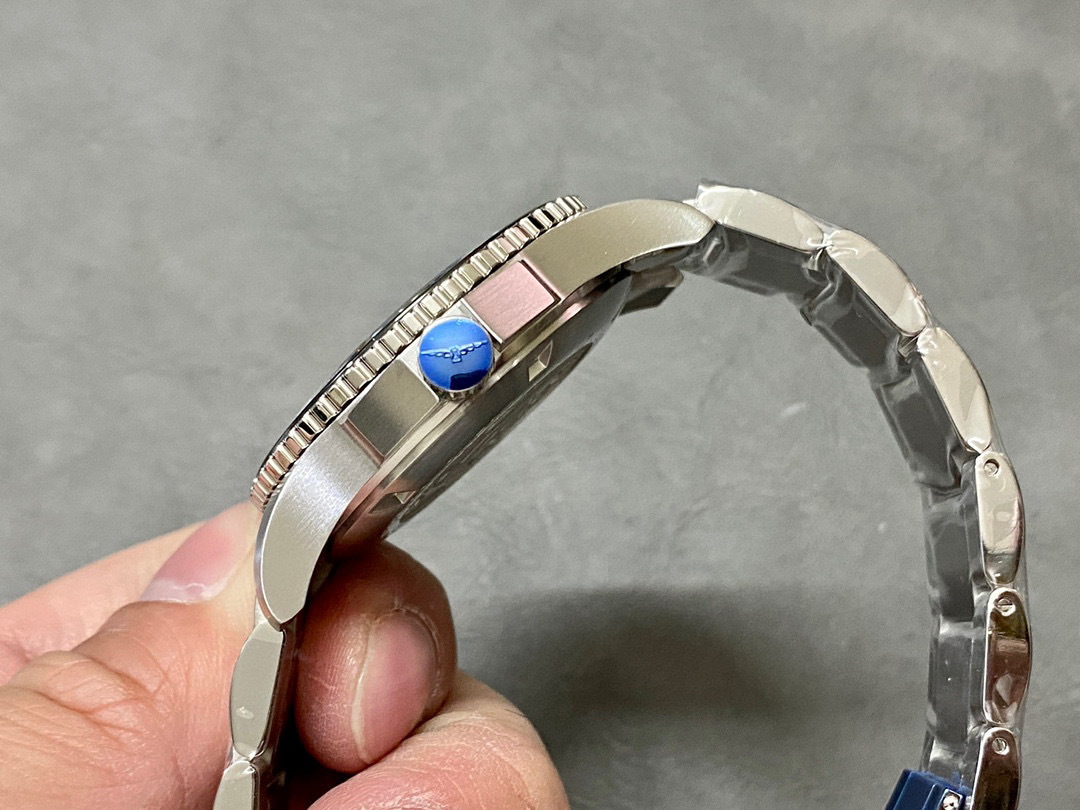 Longines Focus on big factory goods
