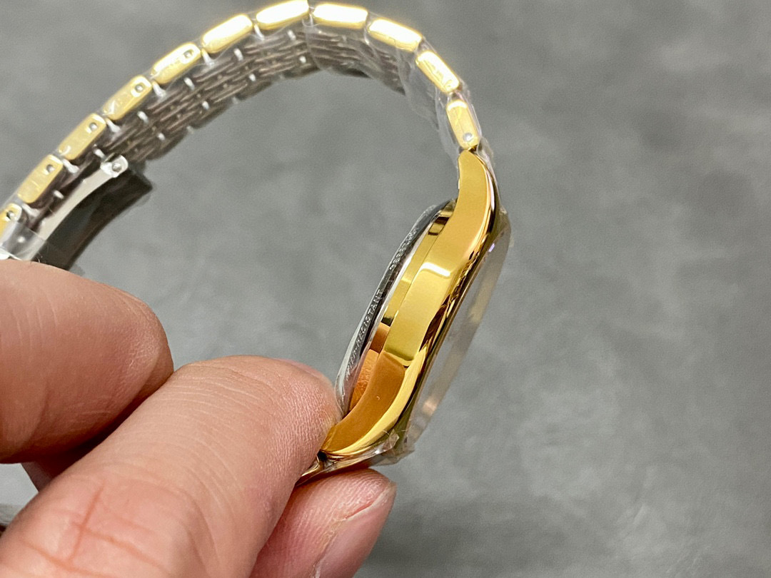 Longines Focus on big factory goods