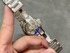 Longines Focus on big factory goods
