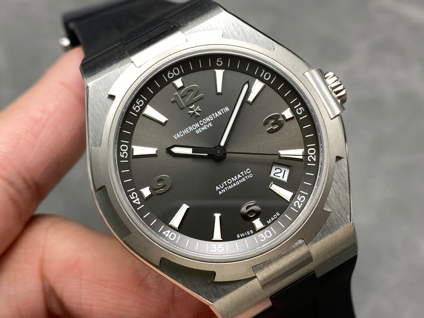 Vacheron Constantin Focus on big factory goods