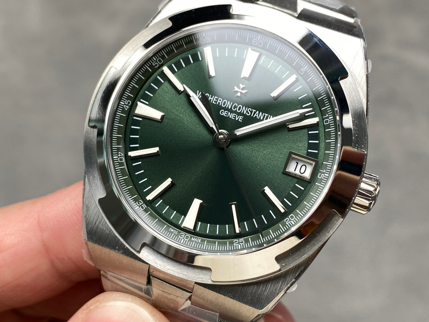 Vacheron Constantin Focus on big factory goods