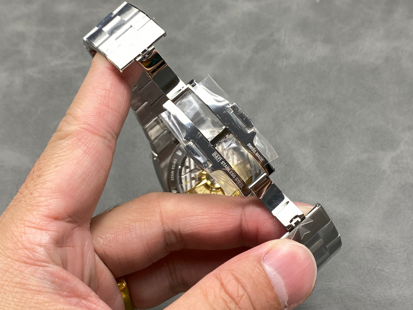 Vacheron Constantin Focus on big factory goods