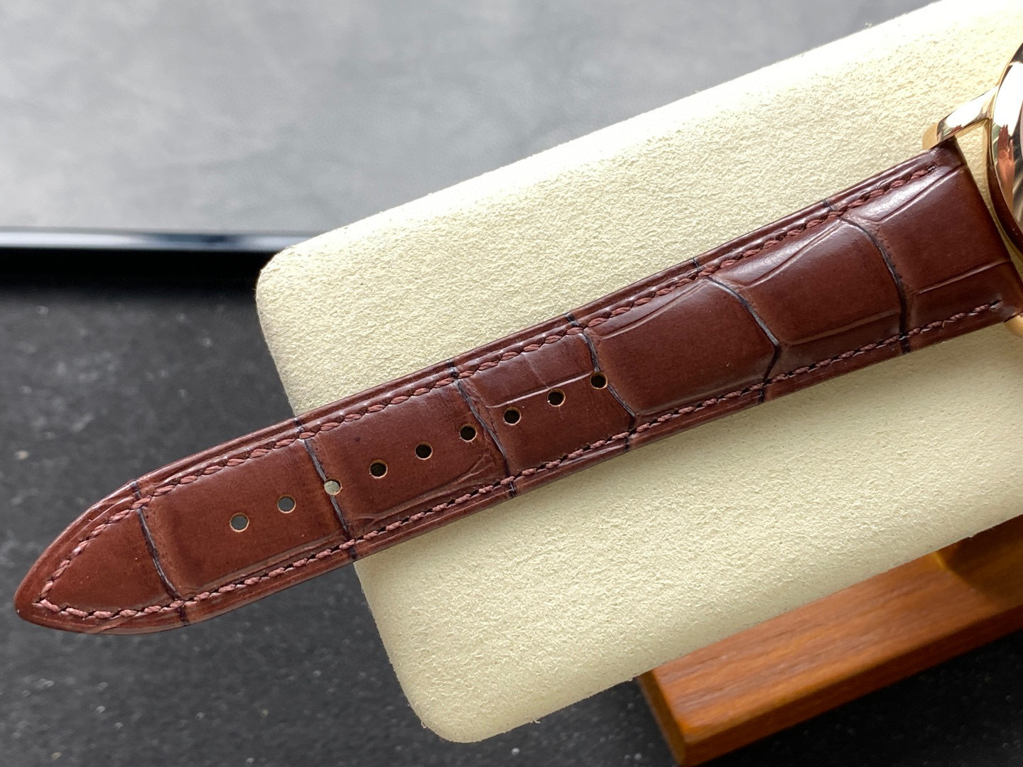Vacheron Constantin Focus on big factory goods