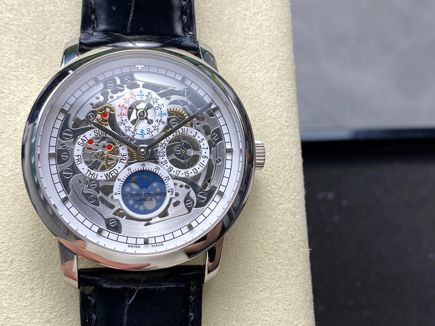 Vacheron Constantin Focus on big factory goods