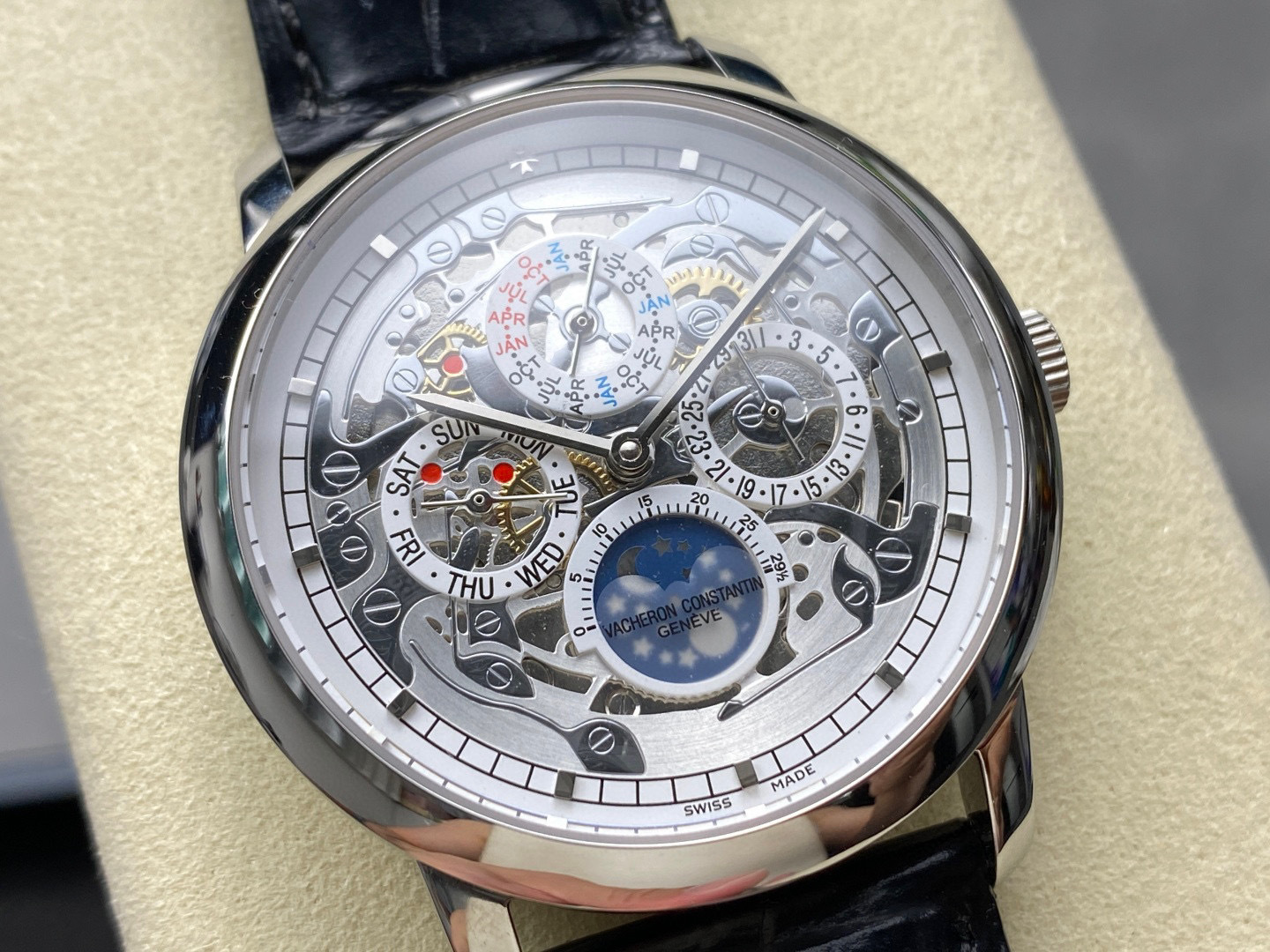 Vacheron Constantin Focus on big factory goods
