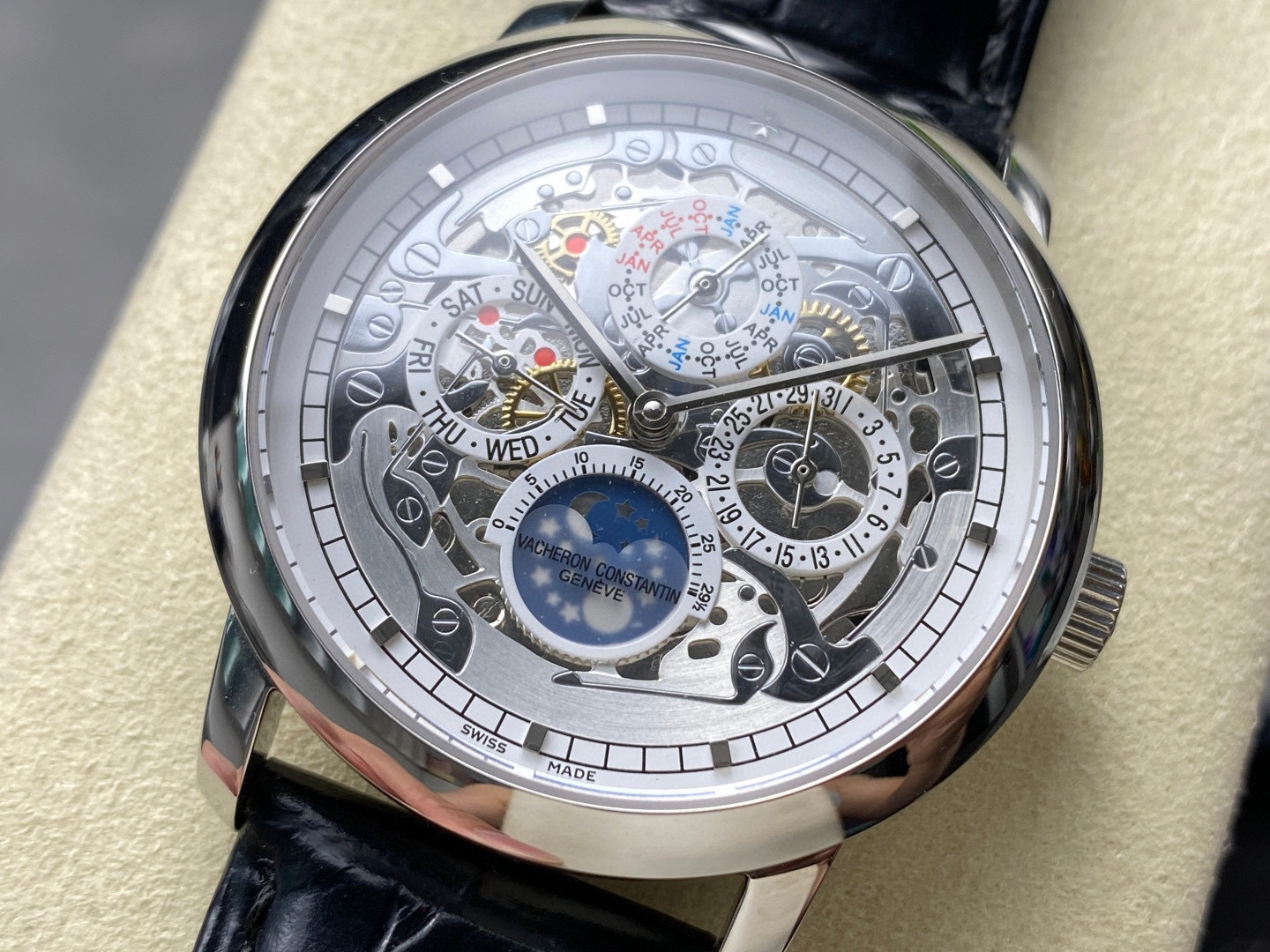 Vacheron Constantin Focus on big factory goods