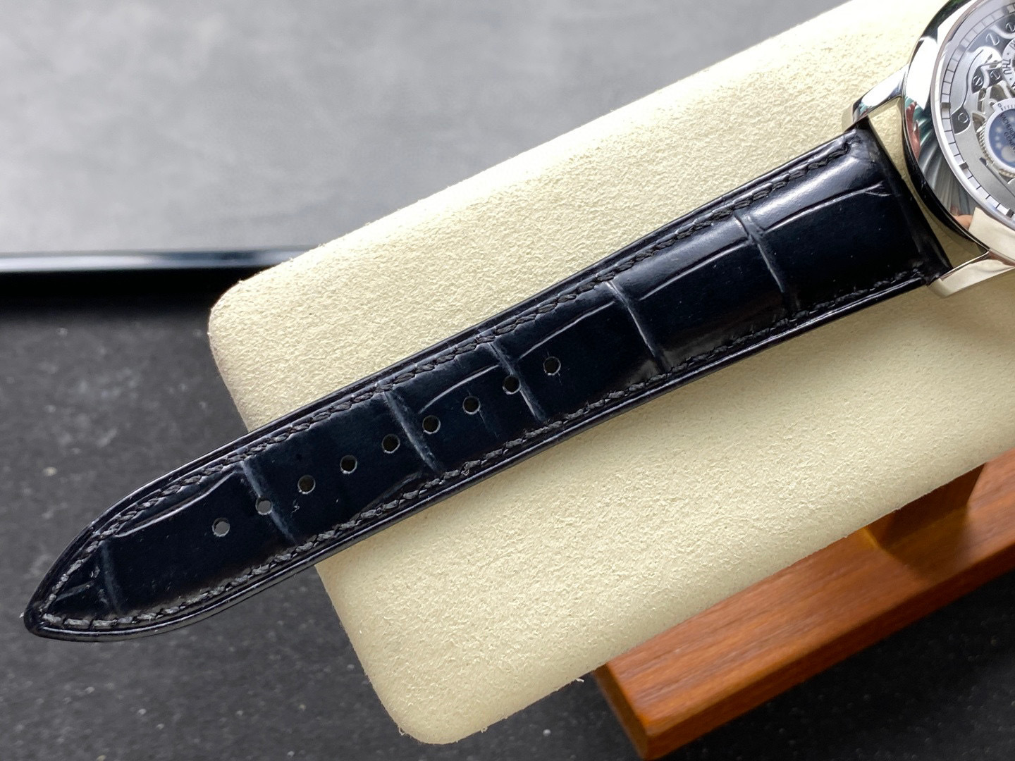 Vacheron Constantin Focus on big factory goods