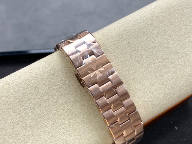 Vacheron Constantin Focus on big factory goods