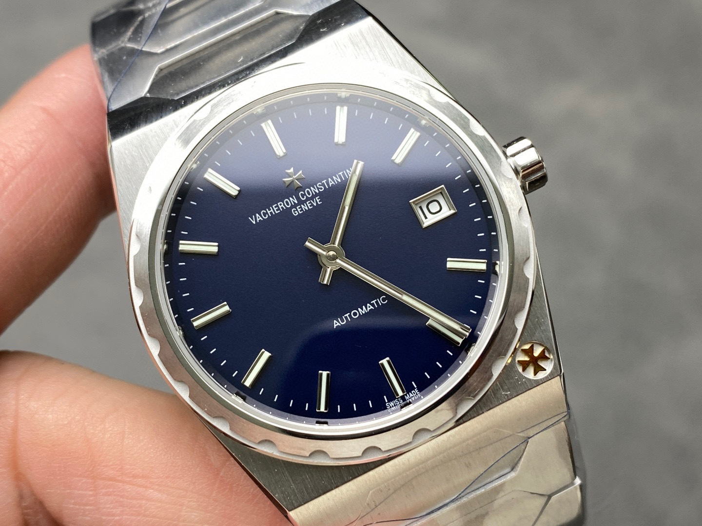 Vacheron Constantin Focus on big factory goods