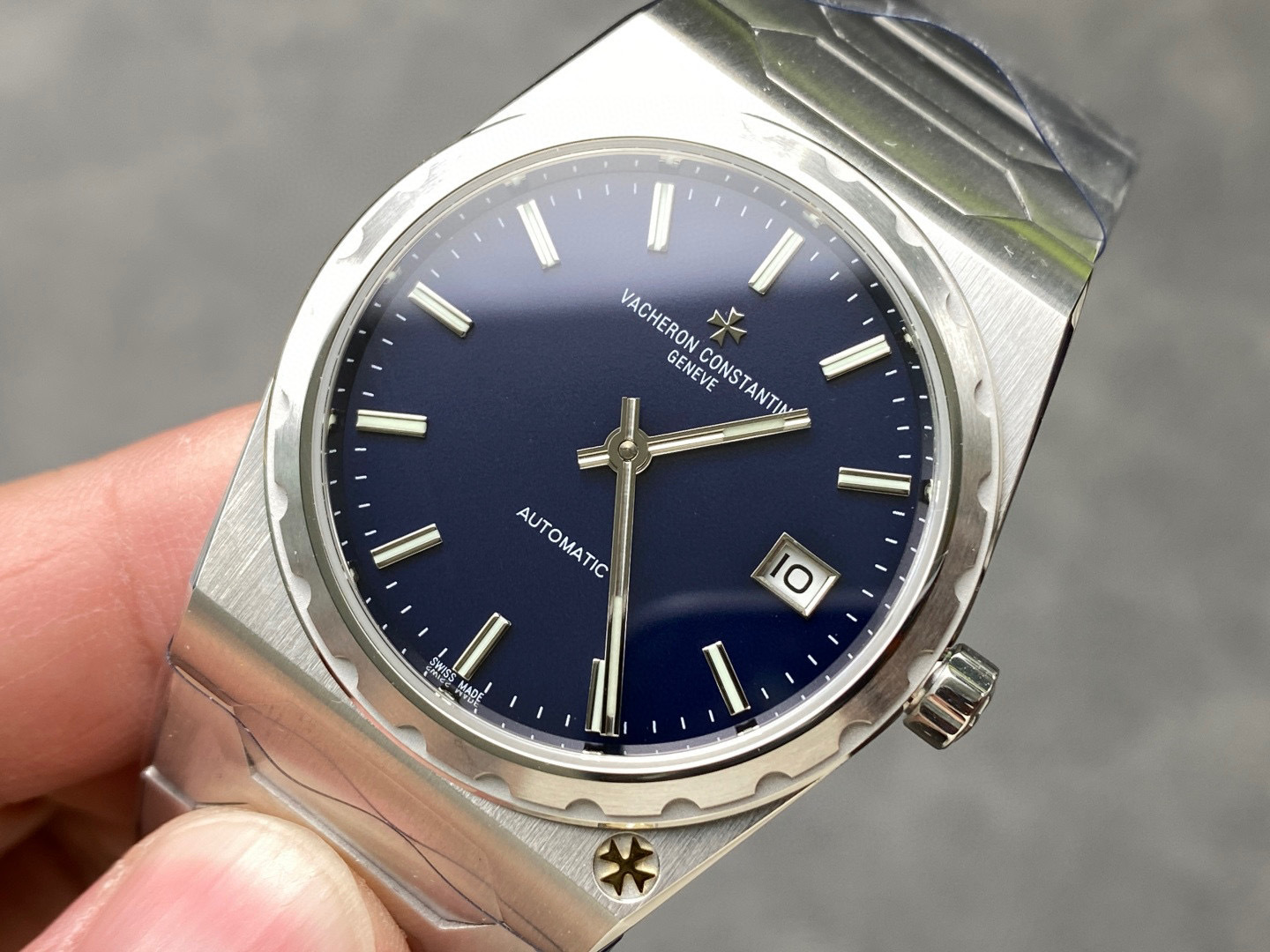 Vacheron Constantin Focus on big factory goods