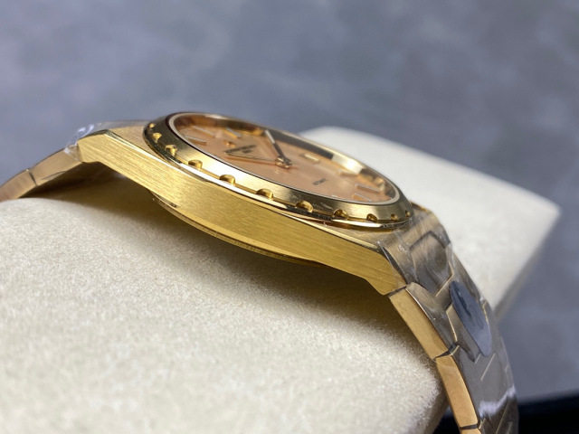 Vacheron Constantin Focus on big factory goods