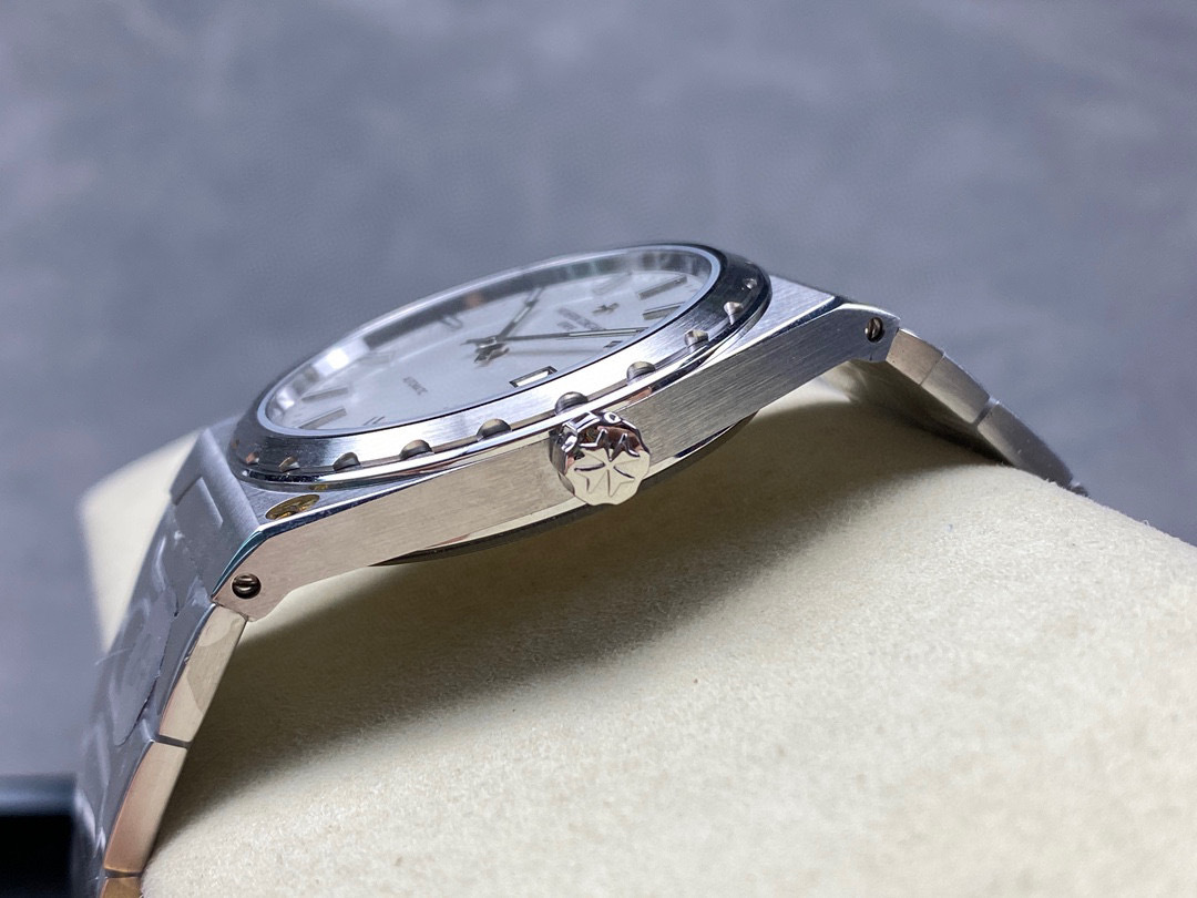 Vacheron Constantin Focus on big factory goods
