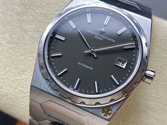 Vacheron Constantin Focus on big factory goods