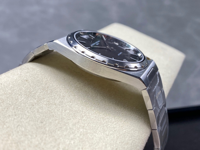 Vacheron Constantin Focus on big factory goods