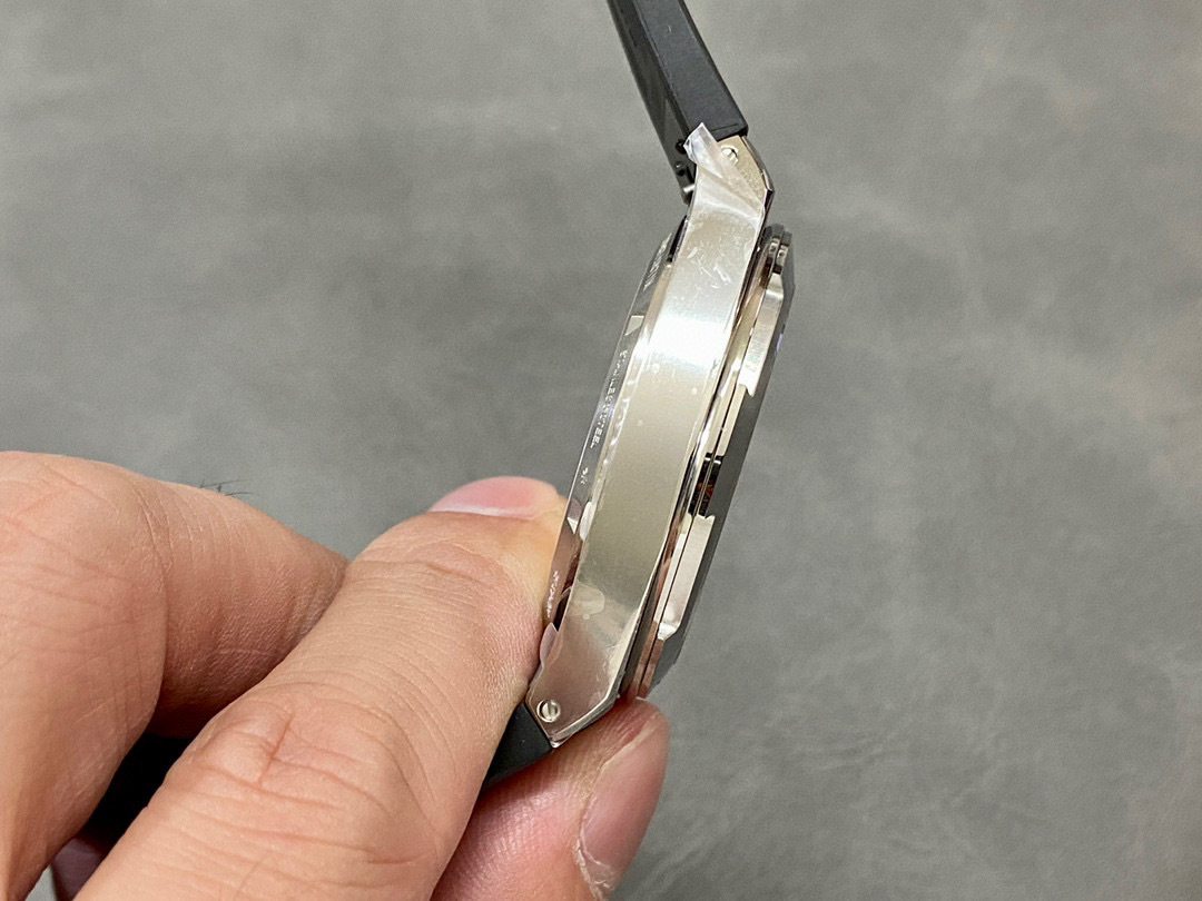 Vacheron Constantin Focus on big factory goods