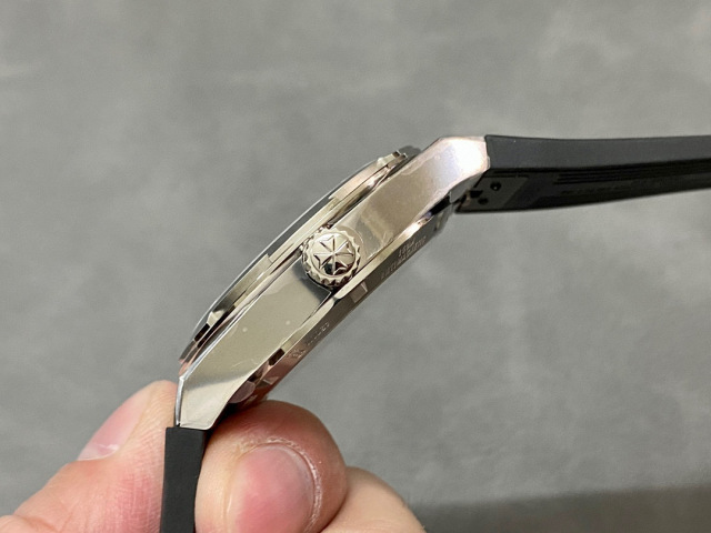 Vacheron Constantin Focus on big factory goods