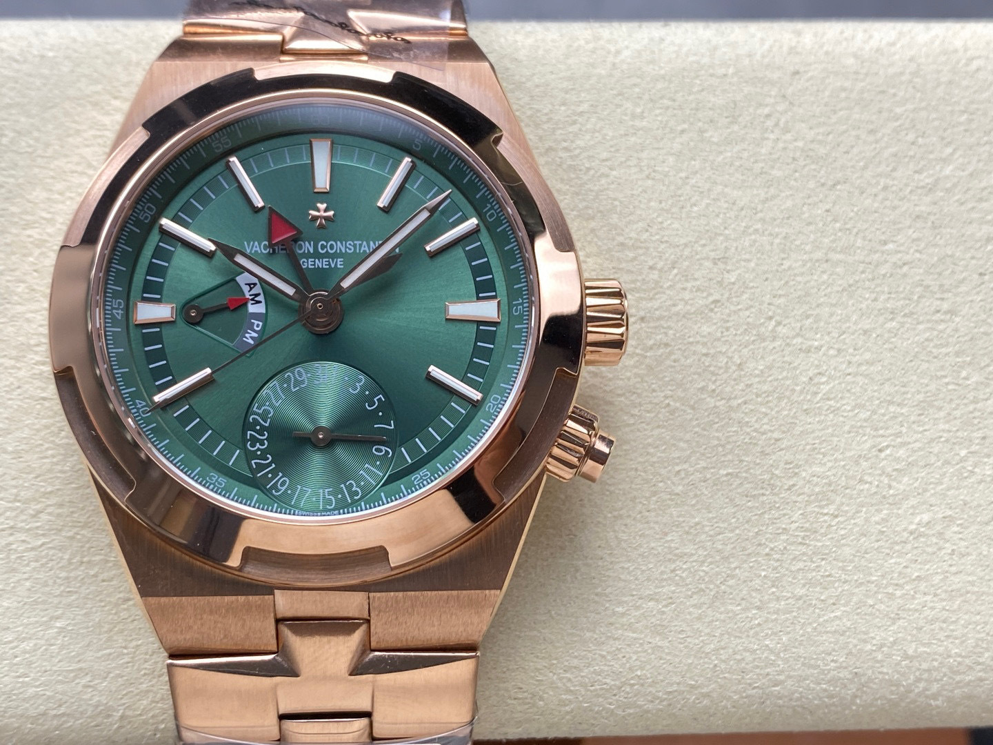 Vacheron Constantin Focus on big factory goods