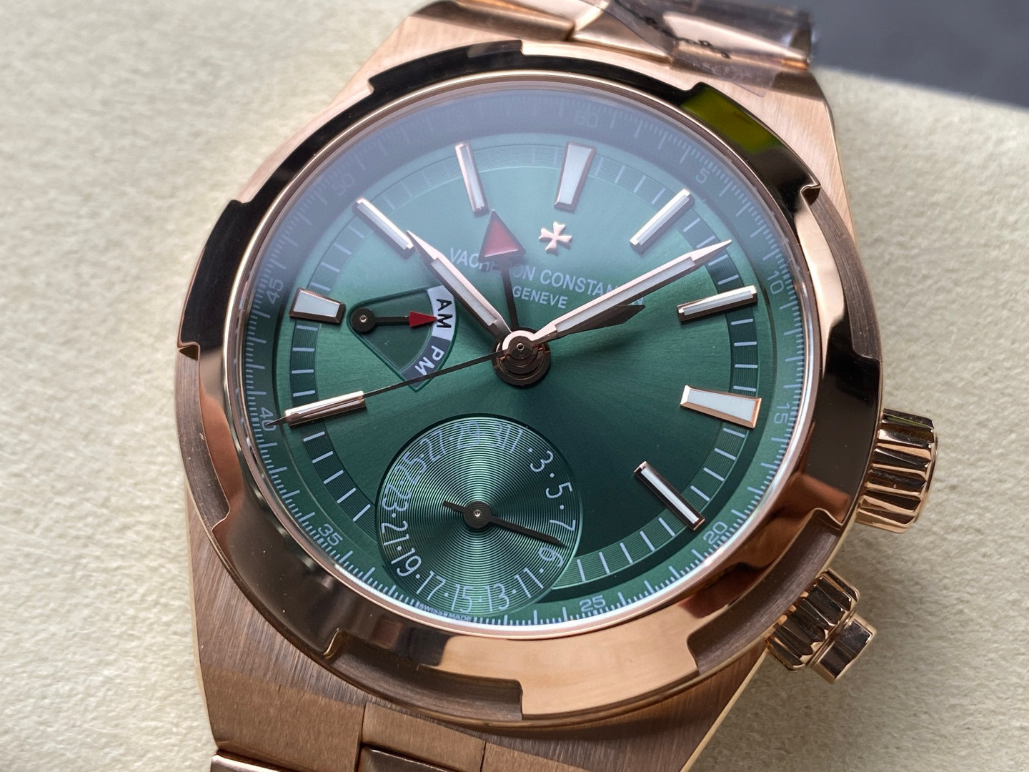 Vacheron Constantin Focus on big factory goods