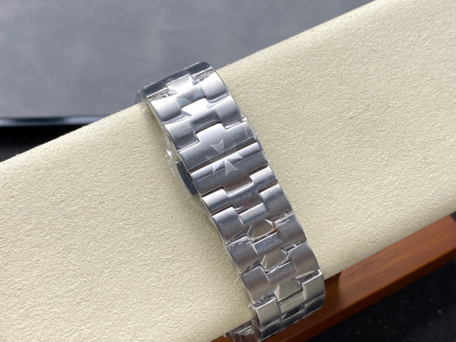 Vacheron Constantin Focus on big factory goods