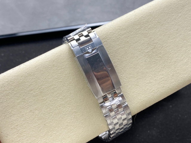 Hublot Focus on big factory goods
