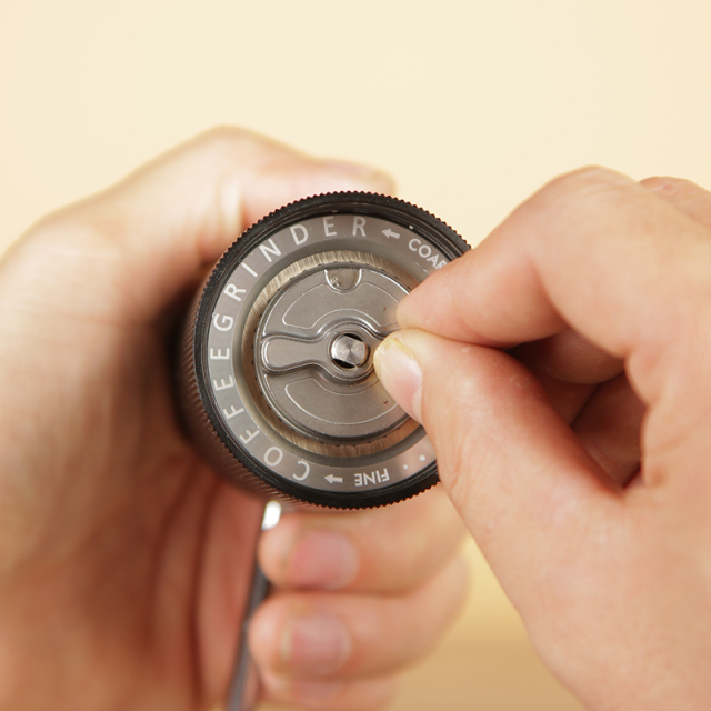 CNC Aluminum Alloy 5 Cores Manual Coffee  Bean Grinder Mill