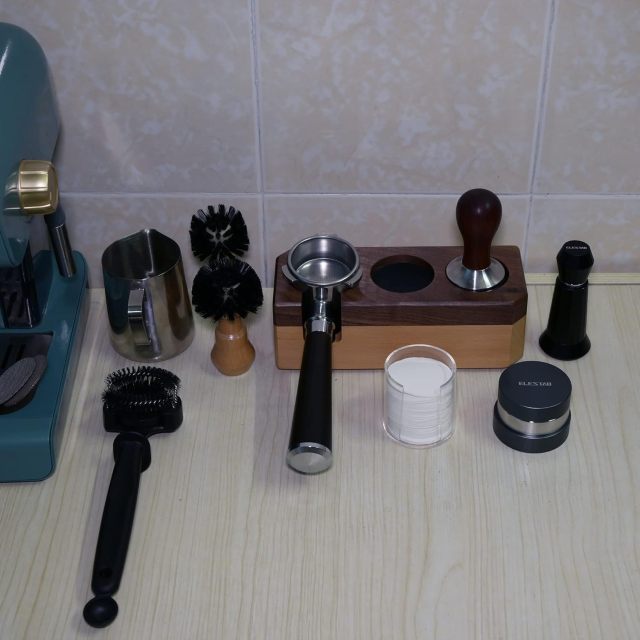 58mm Espresso Cleaning Brush - Group Head Cleaning Brush - Detachable 360 Nylon Cleaning Bristle Tools for Coffee Machine 58mm Portafilter Shower Screen