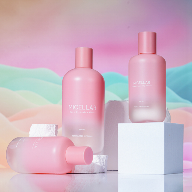 Customized 260ml and 500ml PET Plastic Empty Bottles, China Cosmetics Bottle Packaging Factory