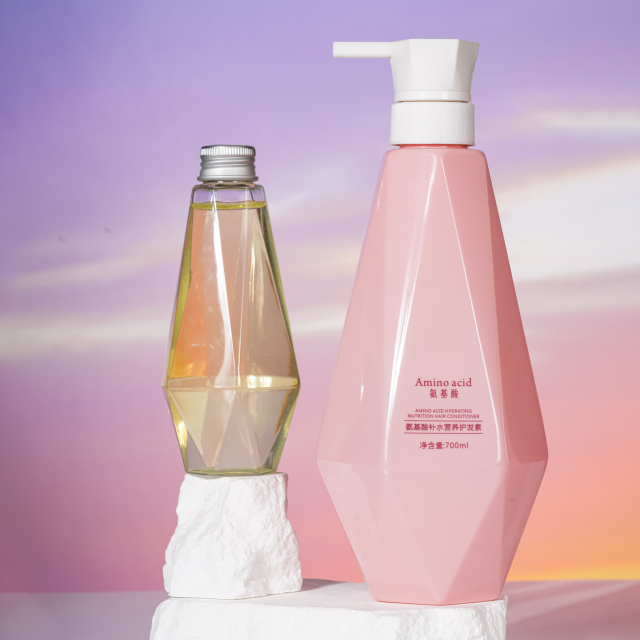 Customized 200ml  700ml Uniquely Shaped Lotion Bottles, China Cosmetics bottle Packaging Factory