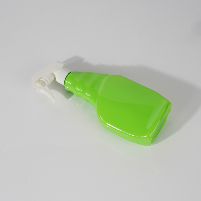 Customized 500ml Disinfection and Cleaning Spray Bottles, China Cosmetics bottle Packaging Factory