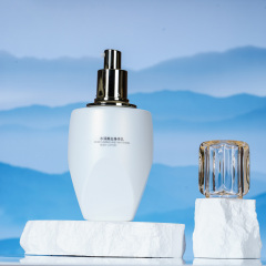 Customized 300ml PE Lotion Bottles, Suitable for Personal Care, Bath Cleaning, China Cosmetics bottle Packaging Factory