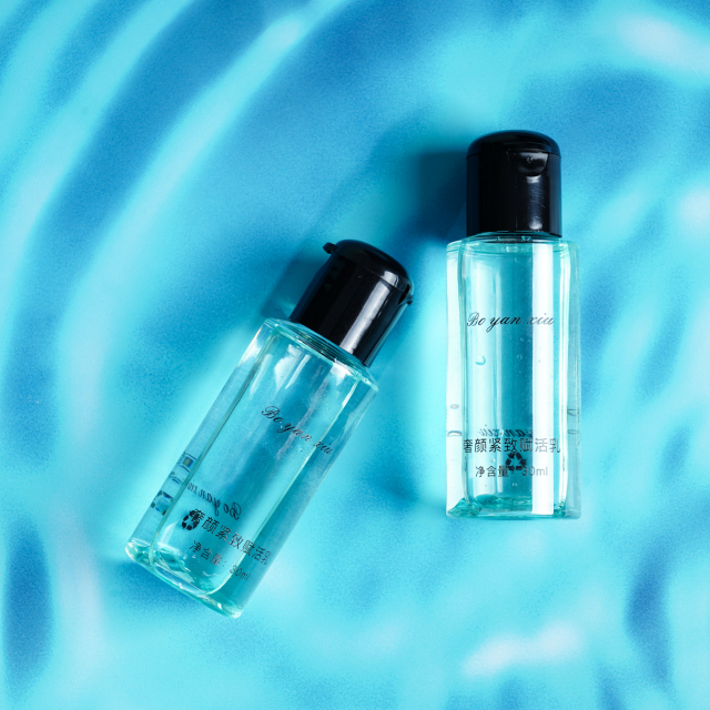 Customized 30ml Flip Plastic Bottle, Easy To Carry When Traveling, Can Be Used For Cosmetics Packaging, Shampoo And Shower Gel Packaging, China Cosmetics Bottle Packaging Factory