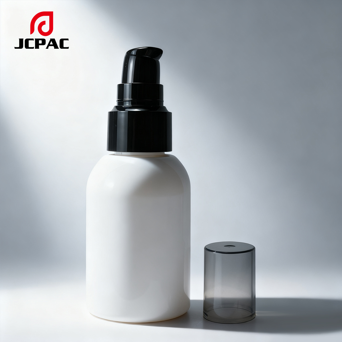 Customized  60 ml 80 ml 100 ml 150 ml  Transparent Plastic Cosmetic Packaging Bottles Are Available, Which Can Be Paired With Different Pump Heads For Body Lotion, Gel, Cream, Skin Care Serum And Other Products.