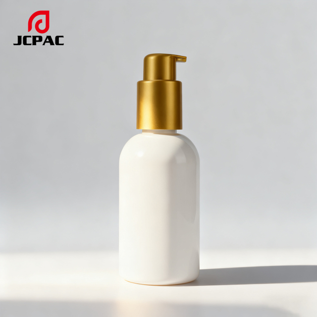 Customized  60 ml 80 ml 100 ml 150 ml  Transparent Plastic Cosmetic Packaging Bottles Are Available, Which Can Be Paired With Different Pump Heads For Body Lotion, Gel, Cream, Skin Care Serum And Other Products.