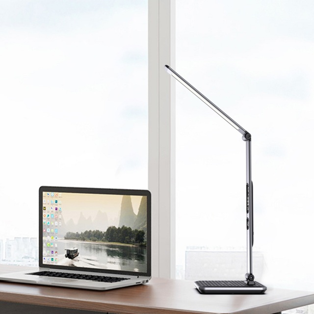 Imitation Rattan LED Desk Lamp with Wireless Charger