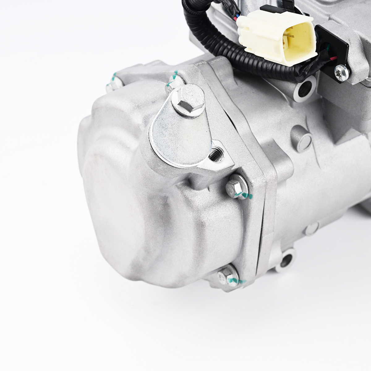 XiaGeng XG110689 Electric Compressor for BYD QIN EV | NEH27 | CAN 200-450V